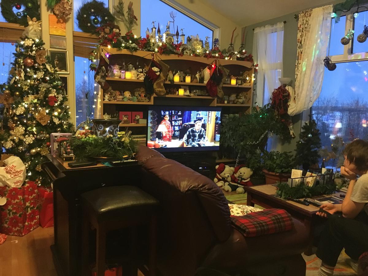 Mabuhay Lakeside Manor Bed and Breakfast Yellowknife Buitenkant foto