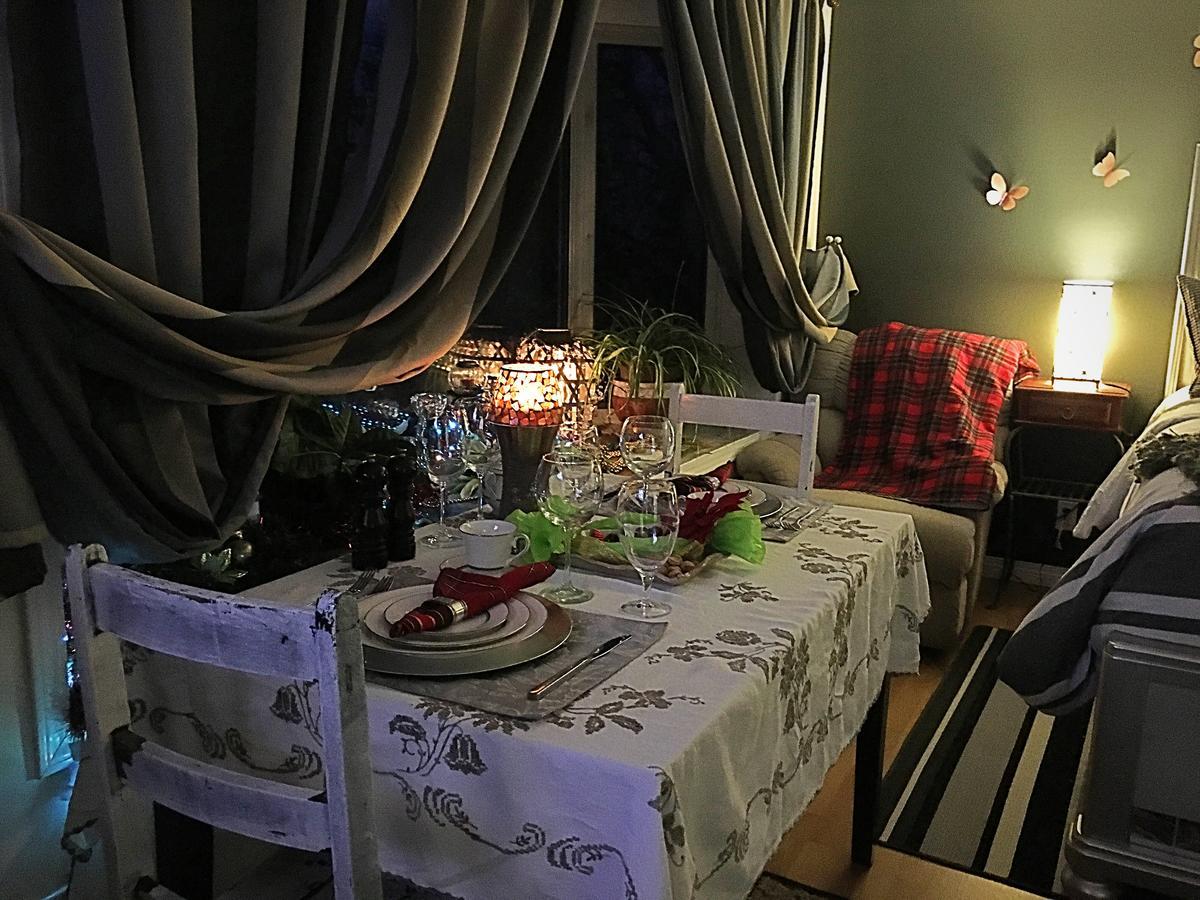 Mabuhay Lakeside Manor Bed and Breakfast Yellowknife Buitenkant foto